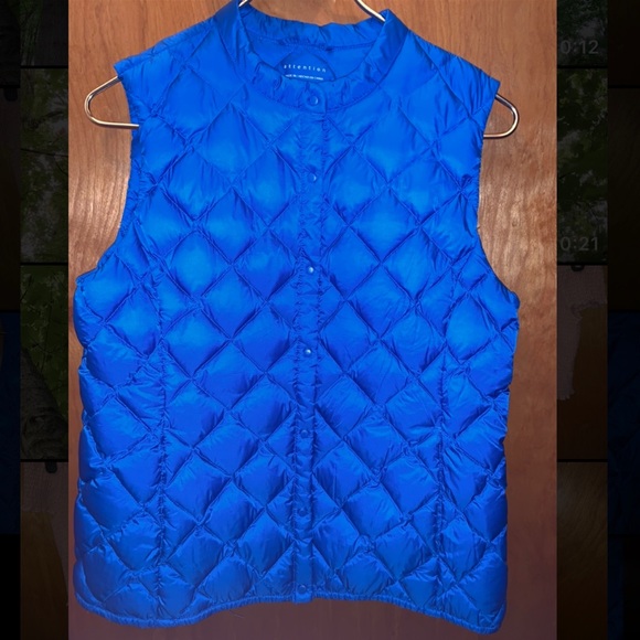 Blue Attention Vest - Picture 1 of 3